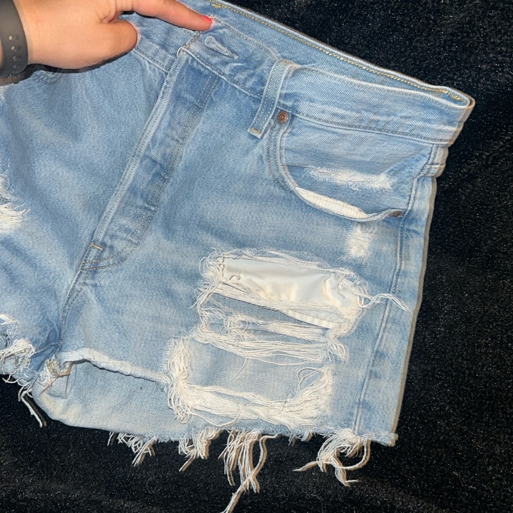 Levi’s shorts - Picture 5 of 7